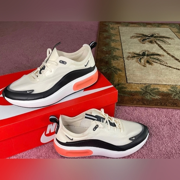 New Nike Air Max Dia Winter Pale Ivory Women’s Athletic Shoes 6.5 - Picture 5 of 6